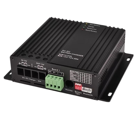 12V-12V 30A DC DC Batterieladegerät Automatisches intelligentes Ladegerät Batterie zu Batterie