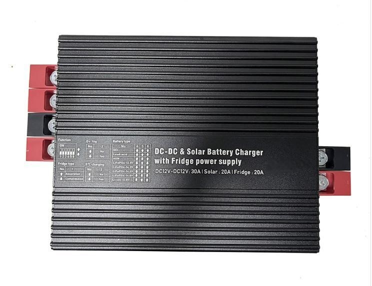 30A 390W Gleichspannungsbatterielader für 12V-Batterien Temperaturkompensiert Leichtgewicht bei 1,5 kg